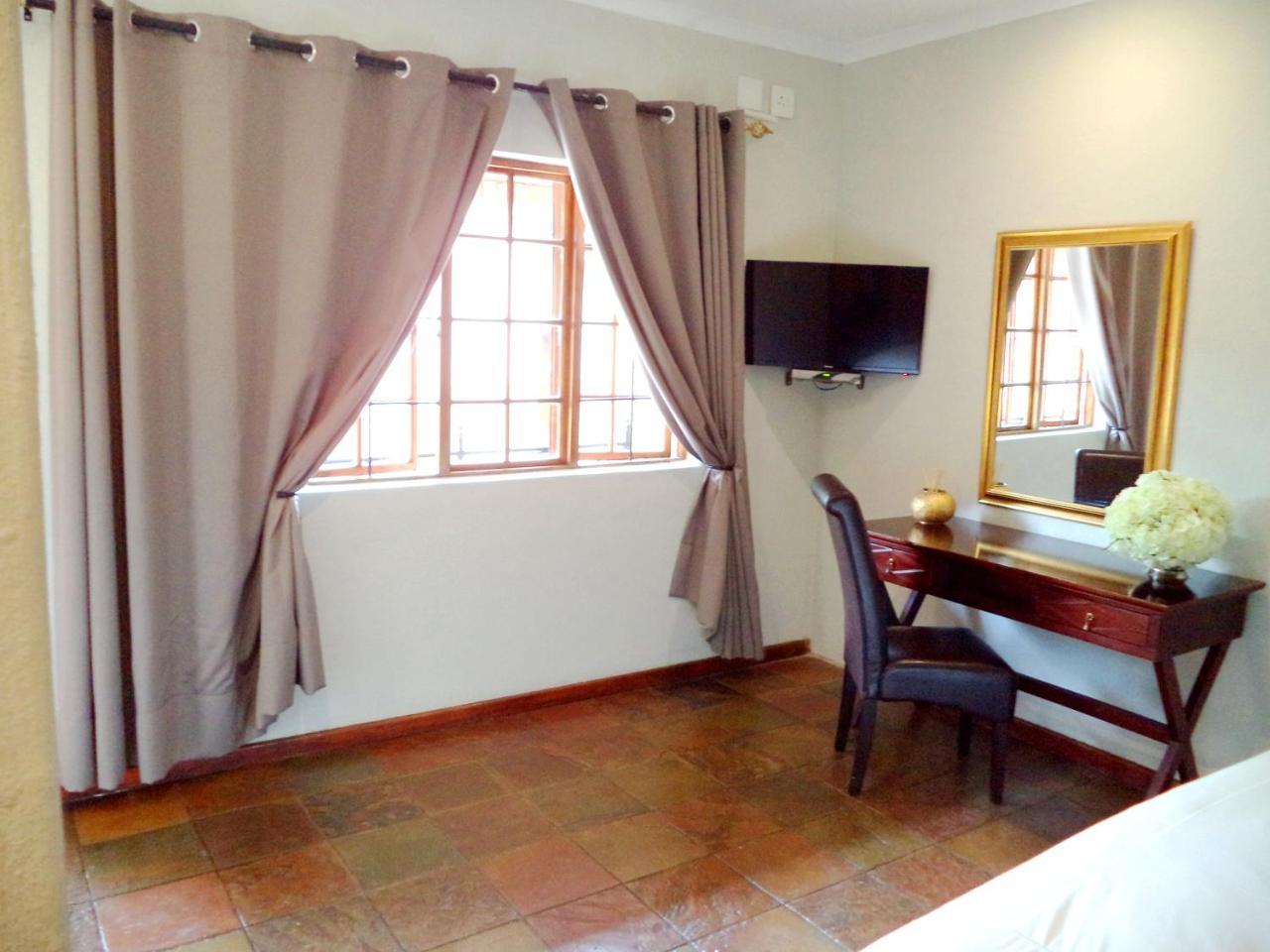 Belladona Guesthouse Mbombela Екстериор снимка