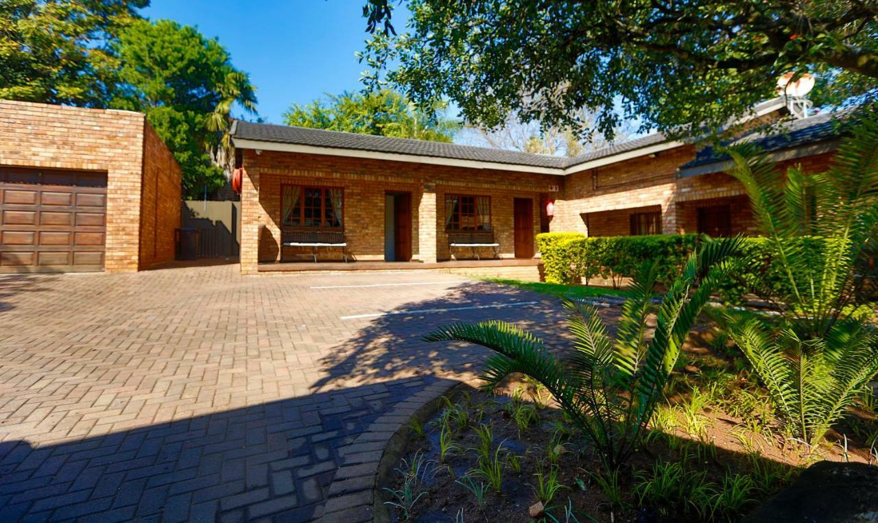 Belladona Guesthouse Mbombela Екстериор снимка